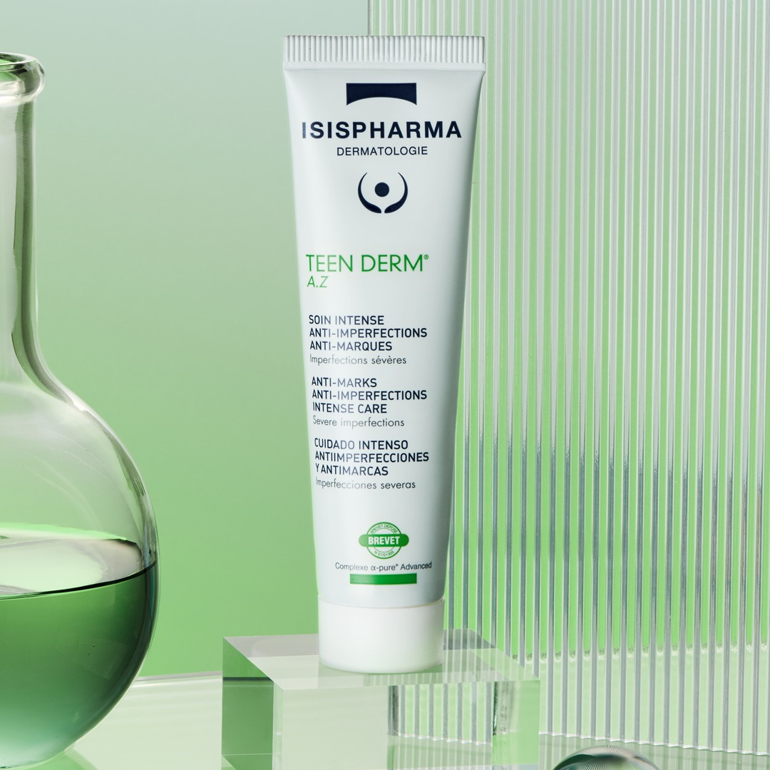 ISISPHARMA Teen derm A.Z